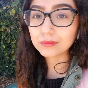 Meet your Posher, Stephanie